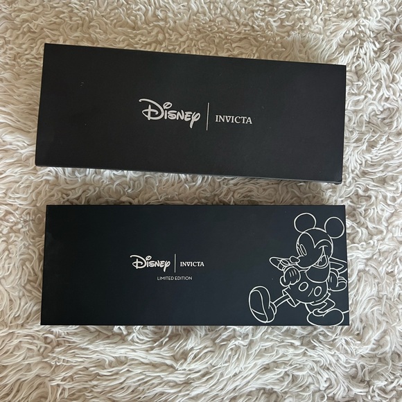 Disney x Invicta Limited Edition Watch - Picture 4 of 6